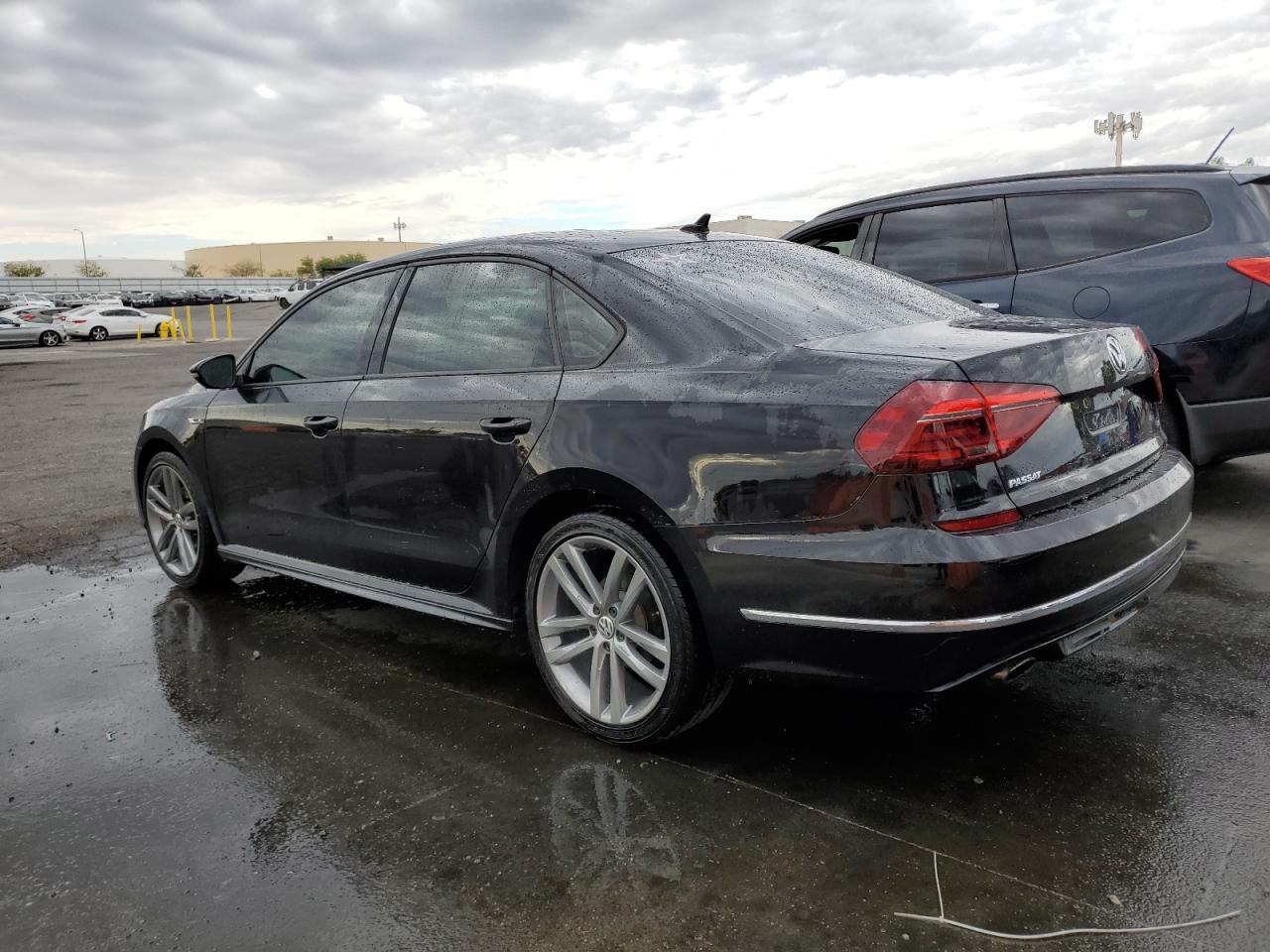 2018 Volkswagen Passat, S