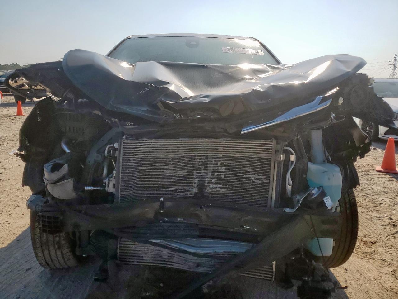 2021 Chev Equinox, LT