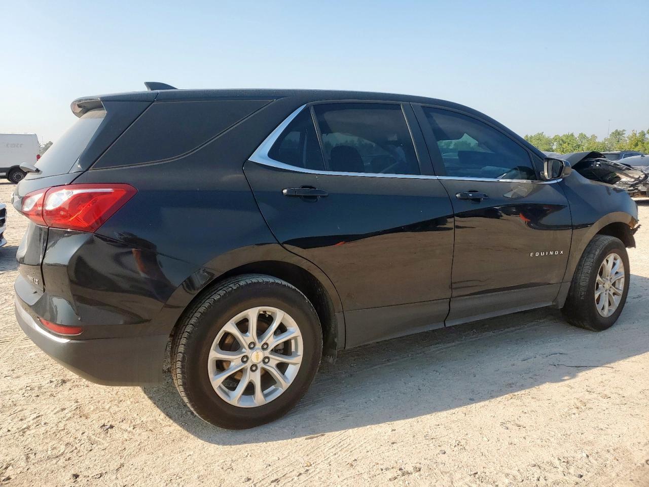 2021 Chev Equinox, LT