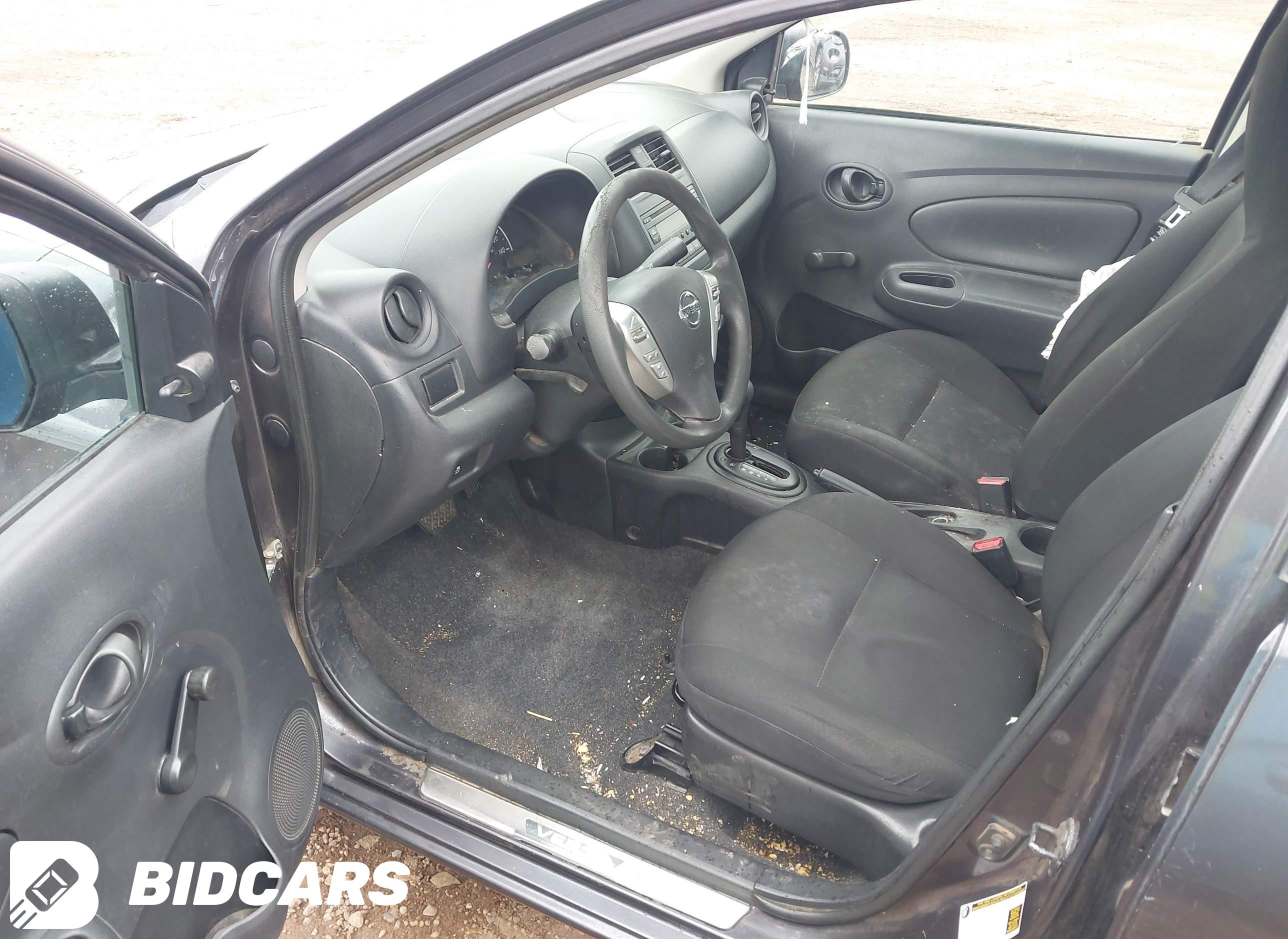 2015 Nissan Versa, 1.6 S+