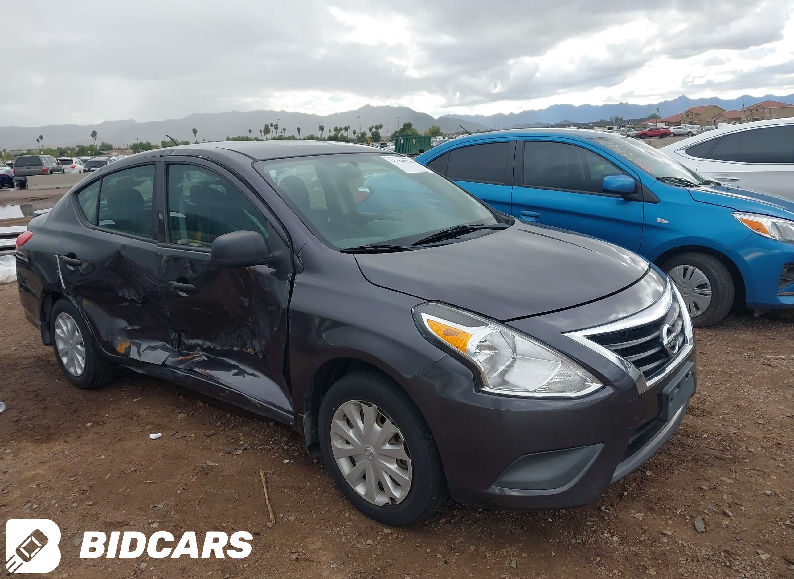 2015 Nissan Versa, 1.6 S+