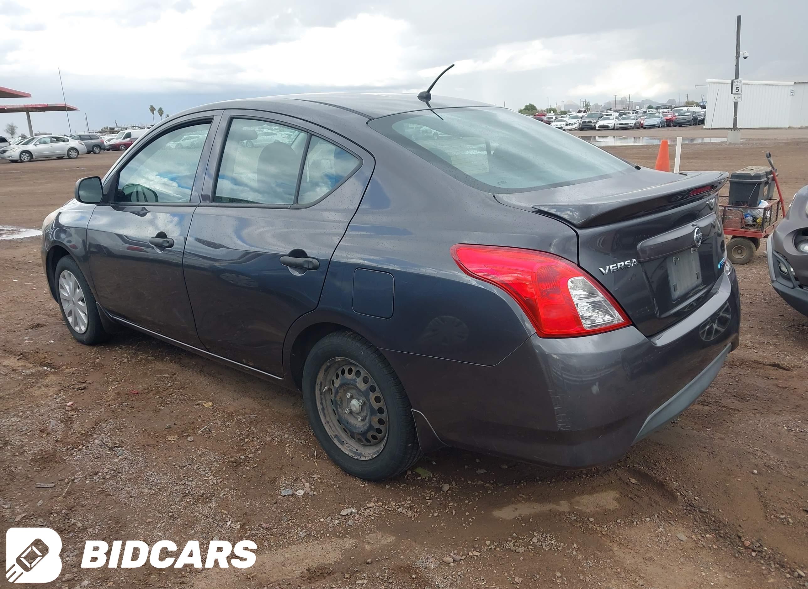 2015 Nissan Versa, 1.6 S+