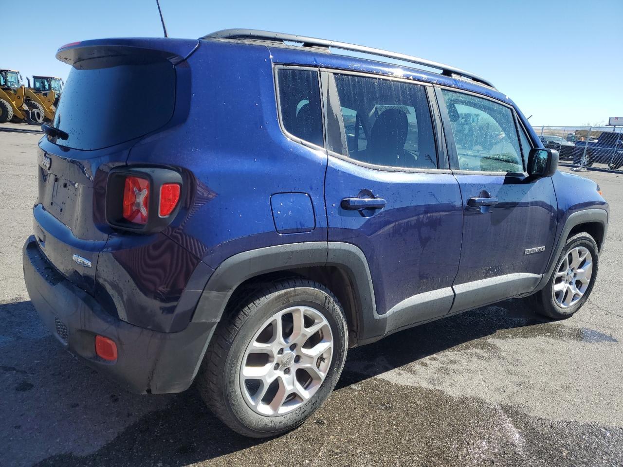 2018 Jeep Renegade, Latitude