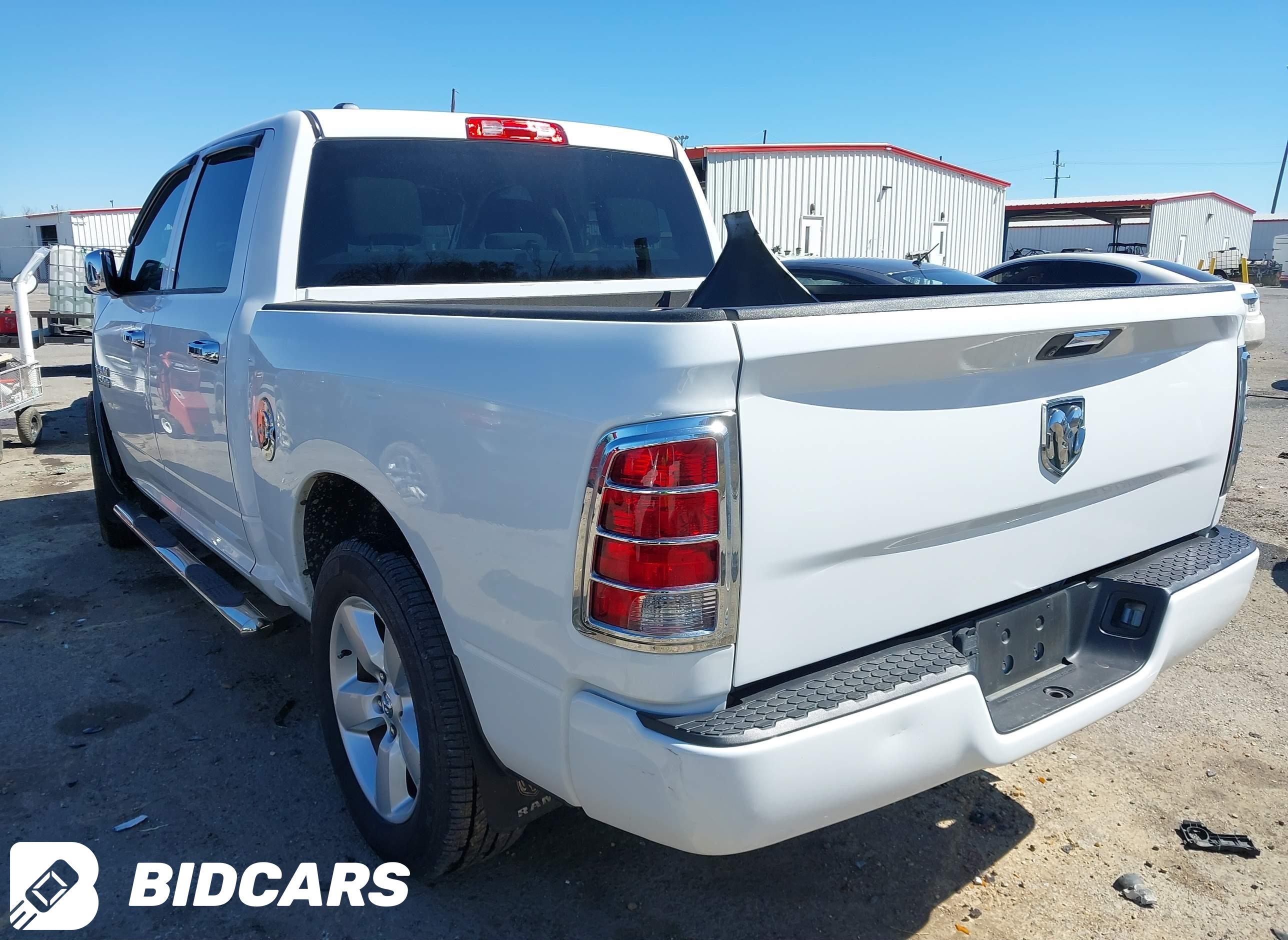 2015 RAM 1500, Express
