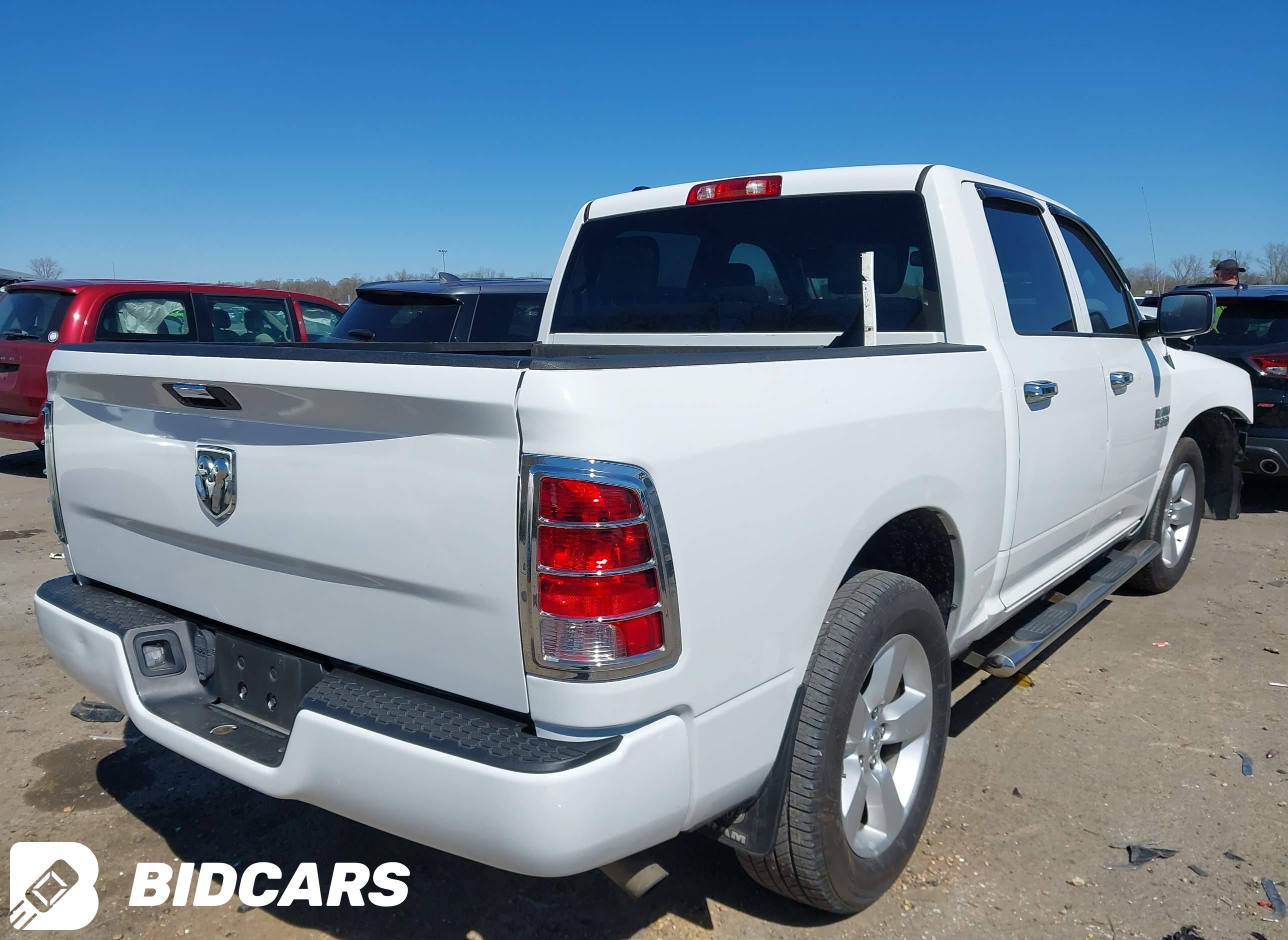 2015 RAM 1500, Express