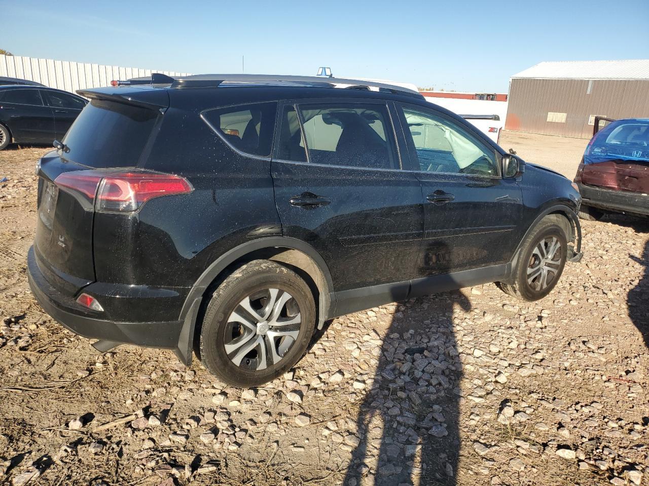 2017 Toyota RAV4, LE