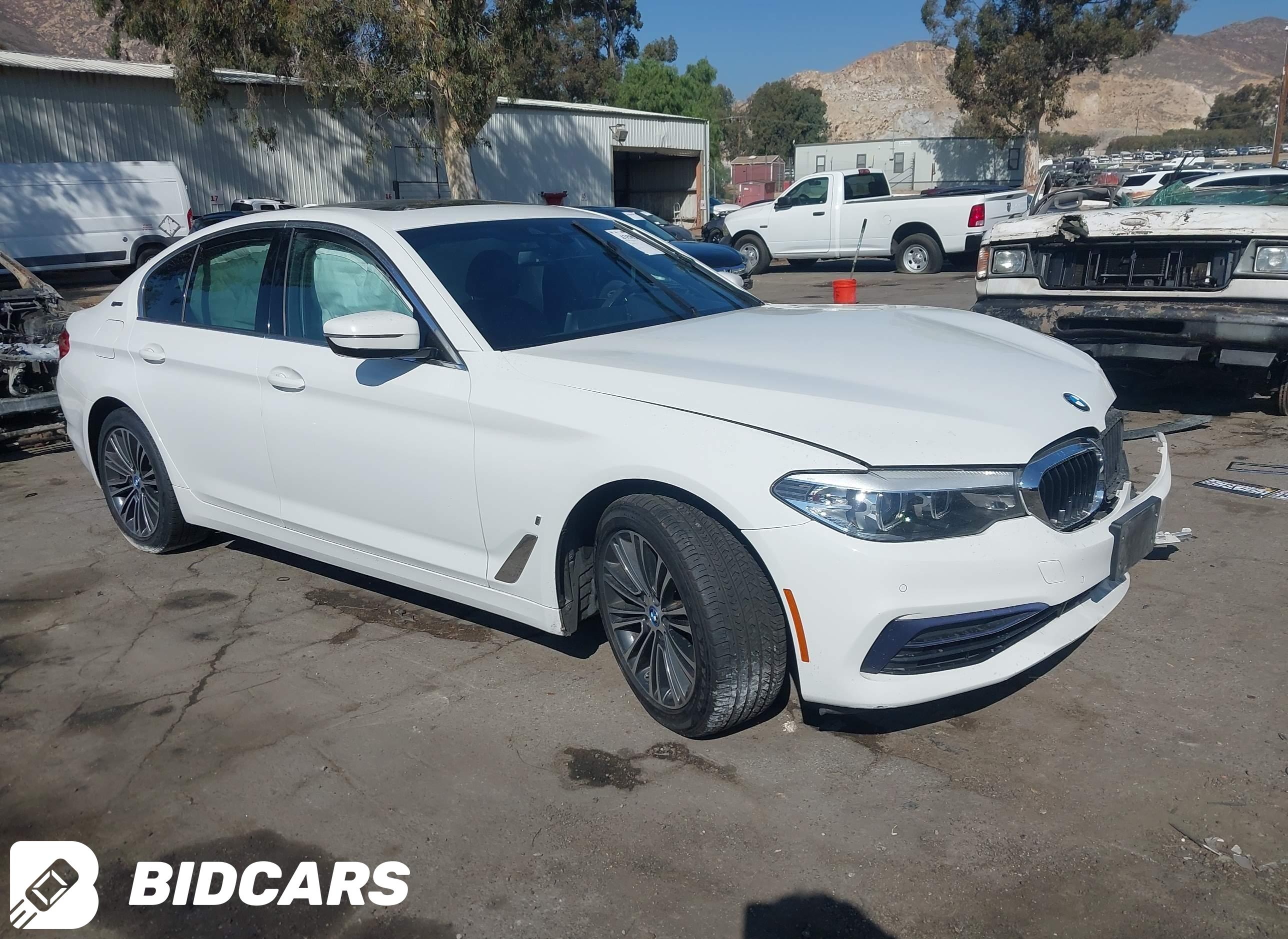 2019 BMW 5 Series, 530E Iperf...