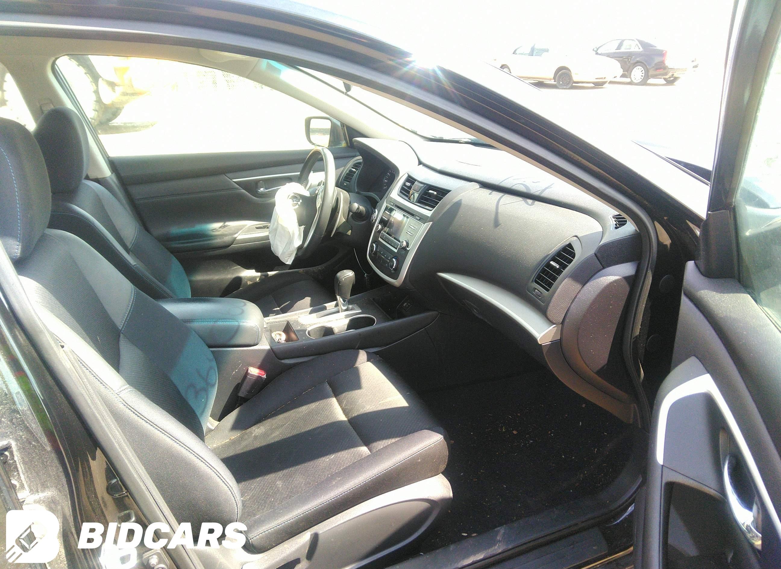 2017 Nissan Altima, 2.5 SR