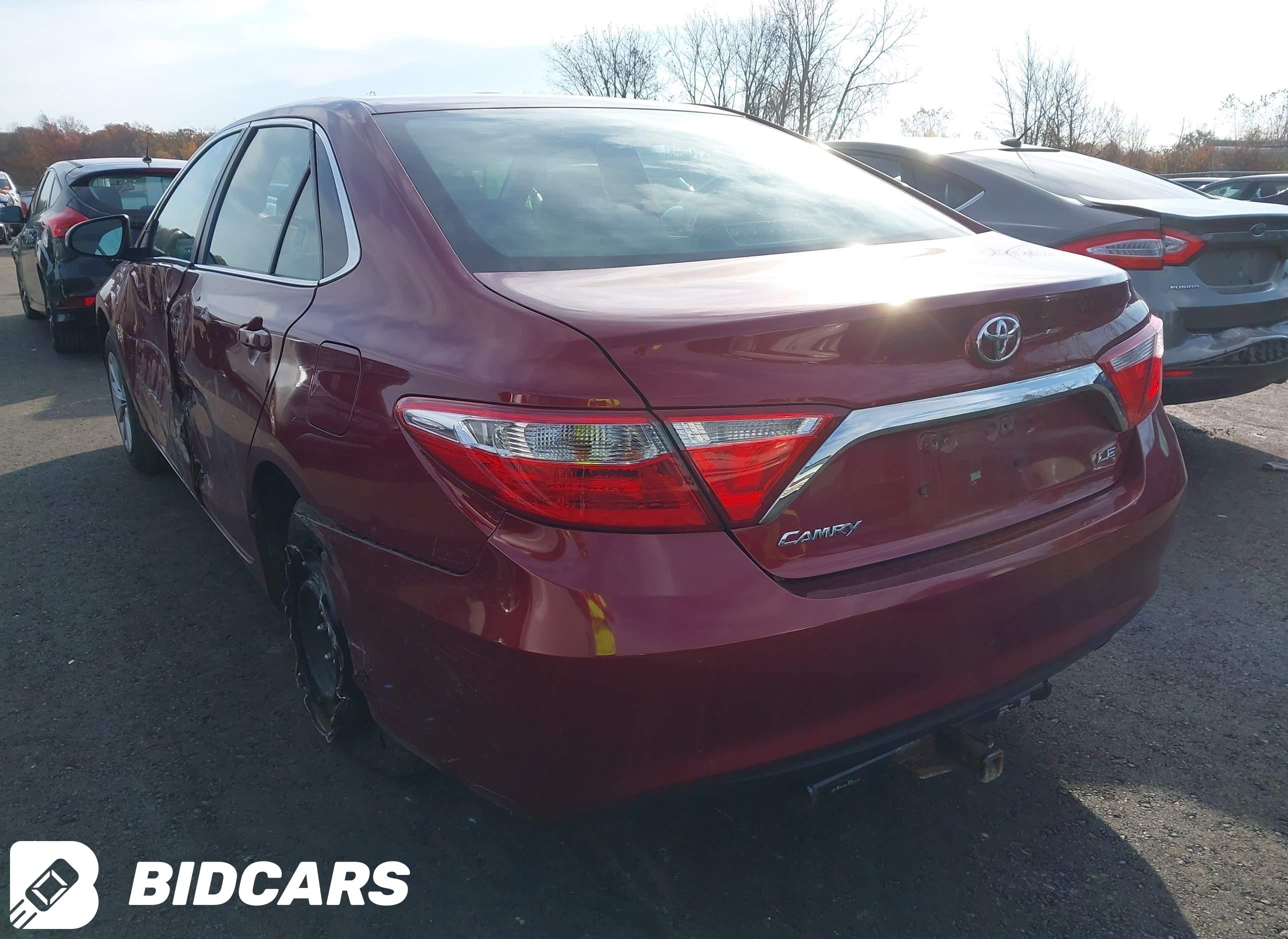 2016 Toyota Camry, LE