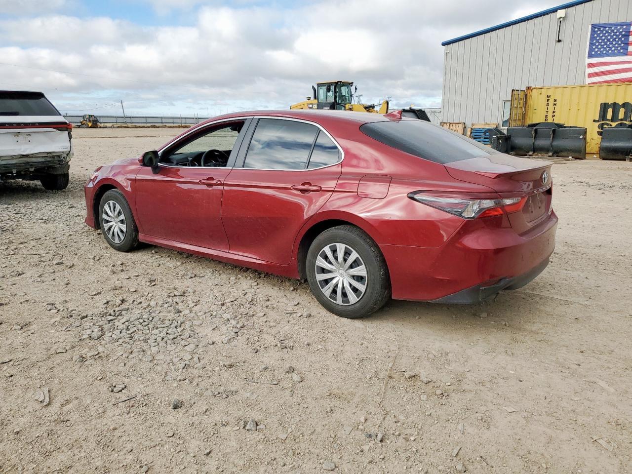 2022 Toyota Camry, LE