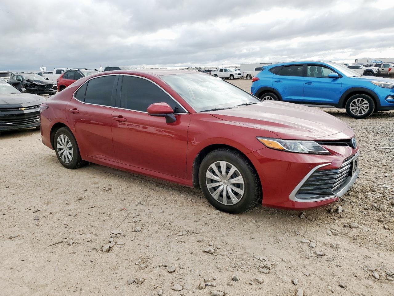 2022 Toyota Camry, LE