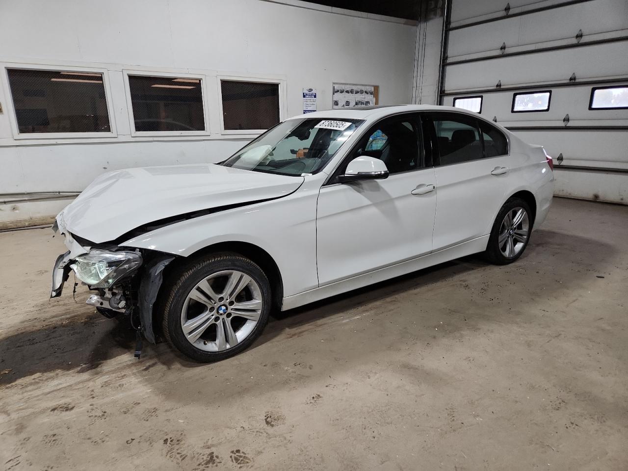 2018 BMW 3 Series, 330 XI