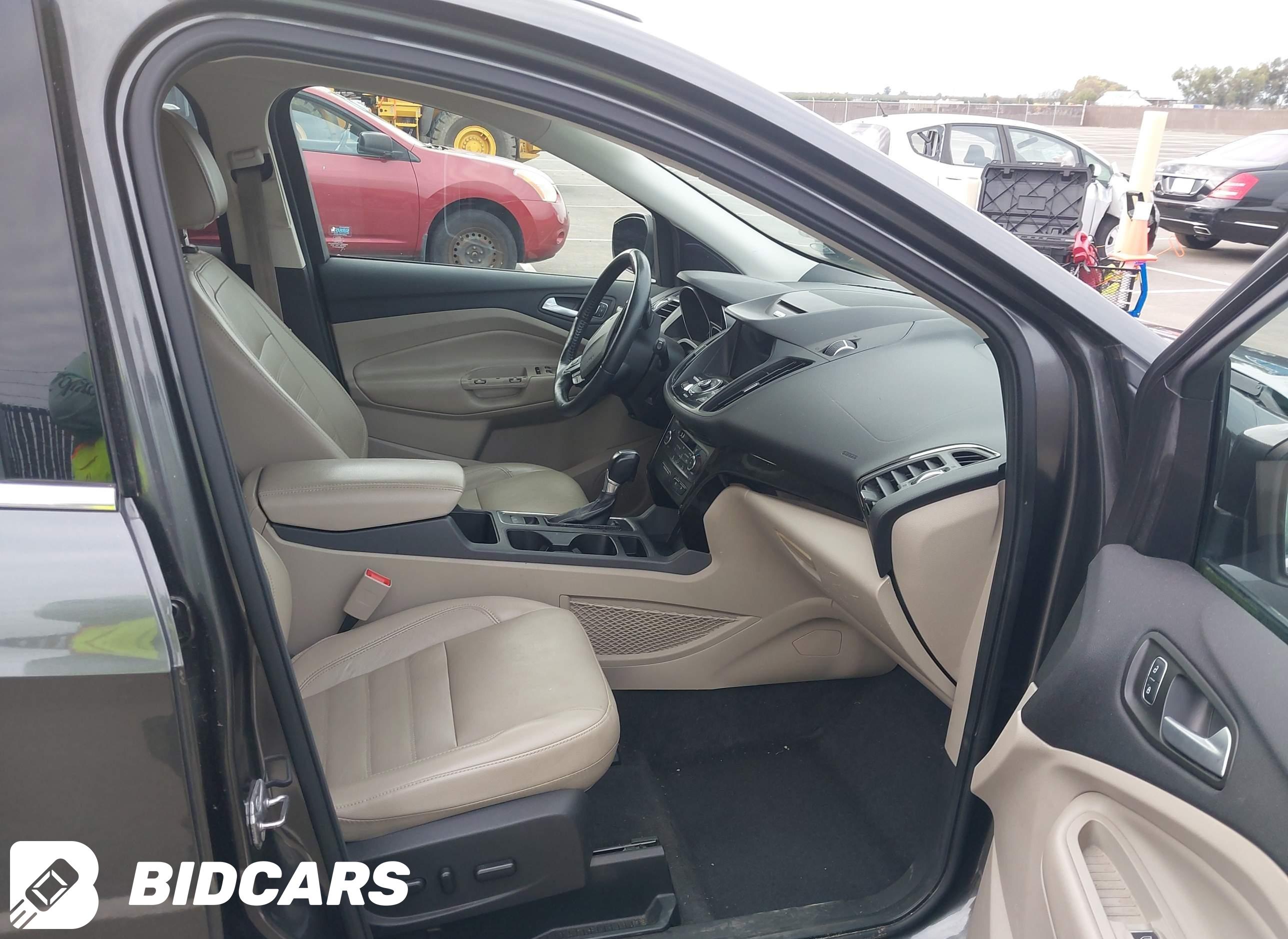 2017 Ford Escape, Titanium