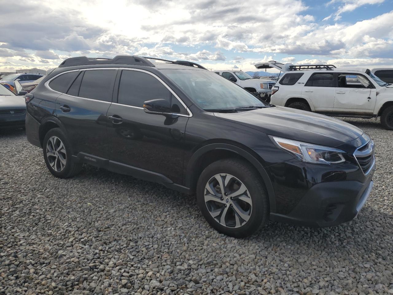 2022 Subaru Outback, Limited Xt