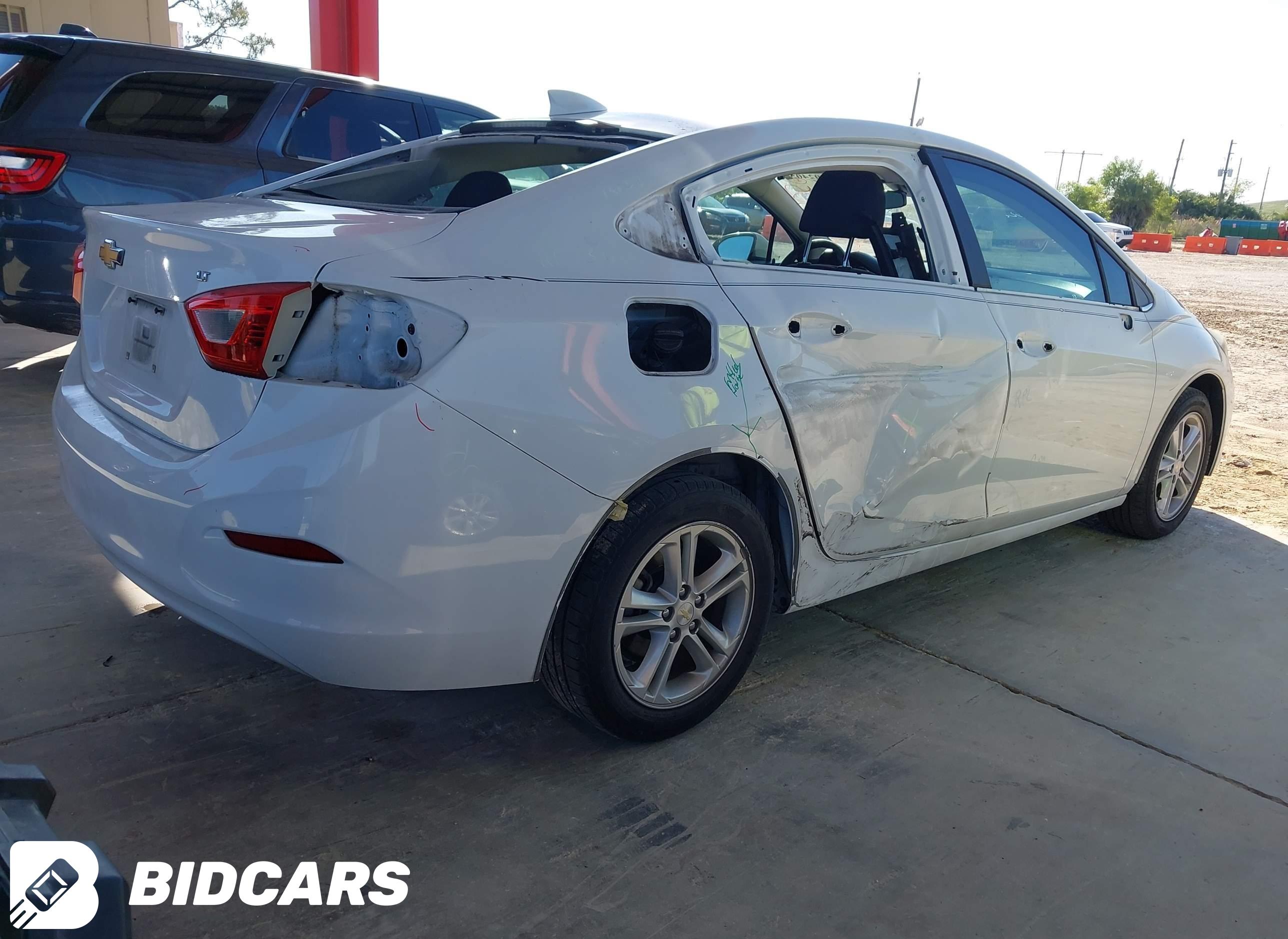 2017 Chevrolet Cruze, Lt Auto