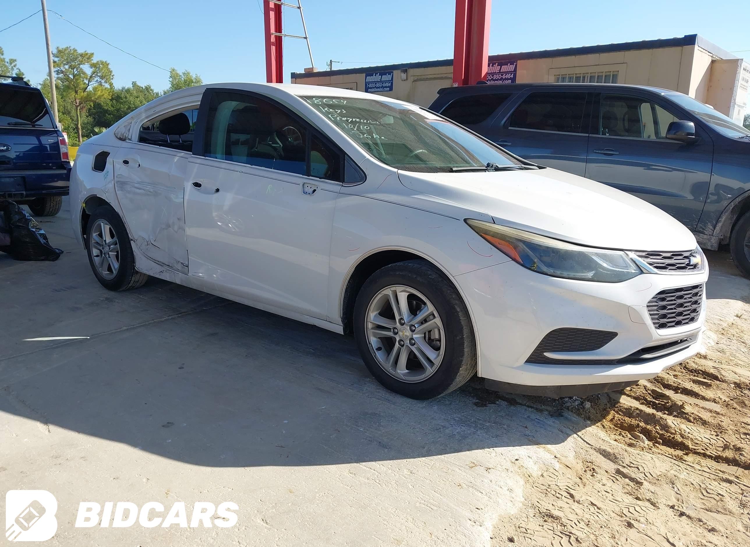 2017 Chevrolet Cruze, Lt Auto
