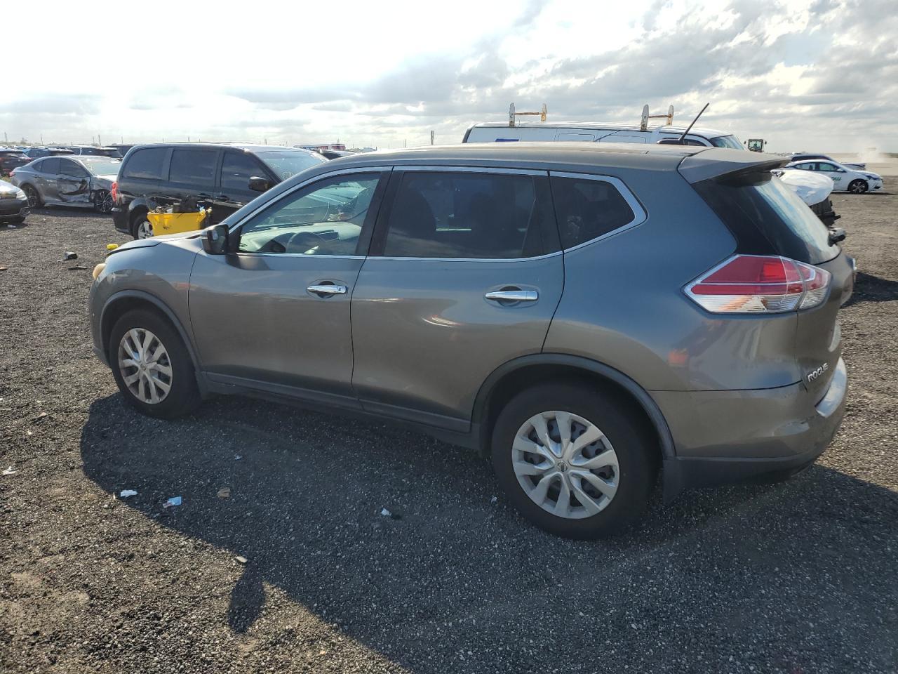 2015 Nissan Rogue, S