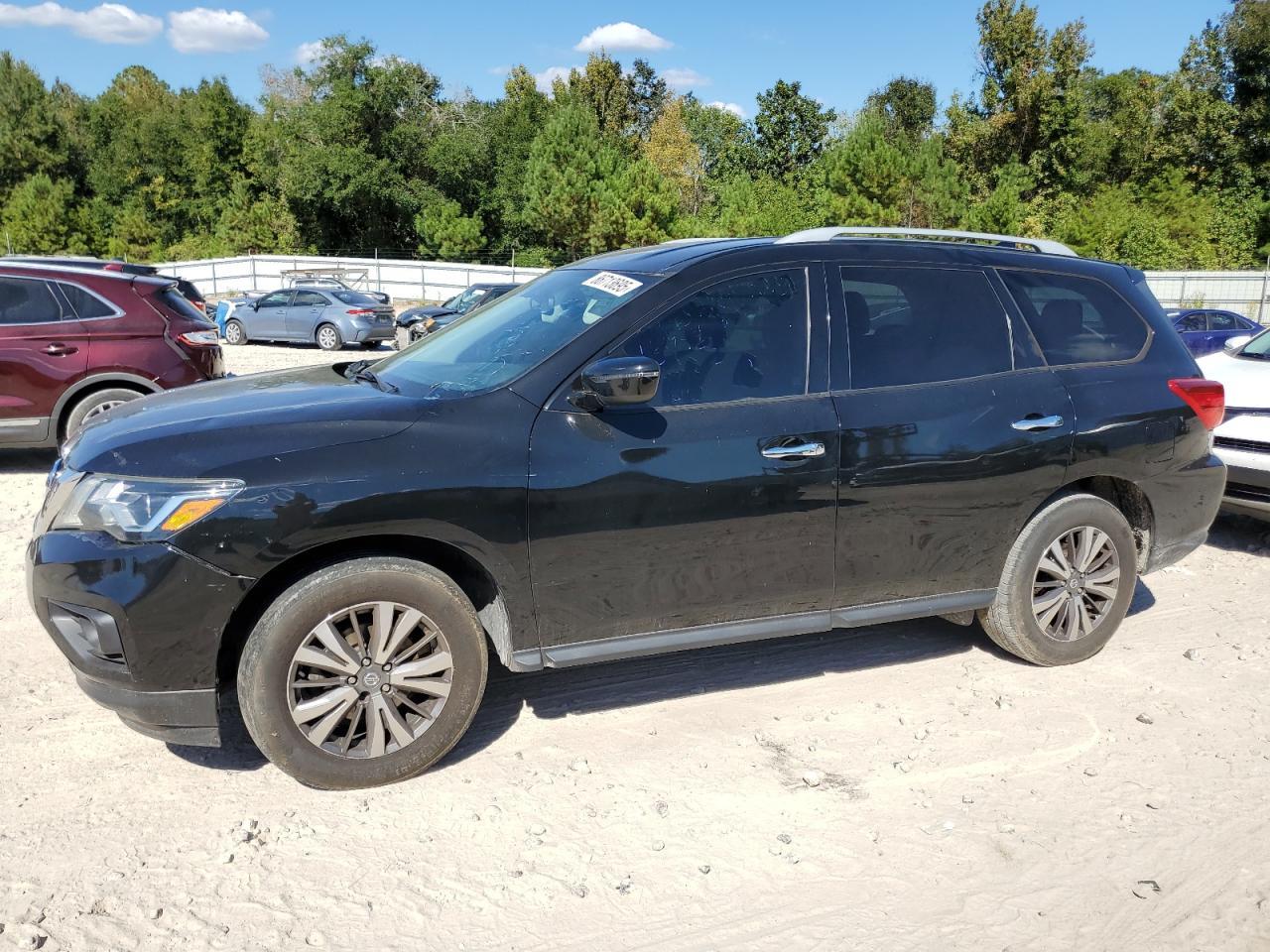 2020 Nissan Pathfinder, SV