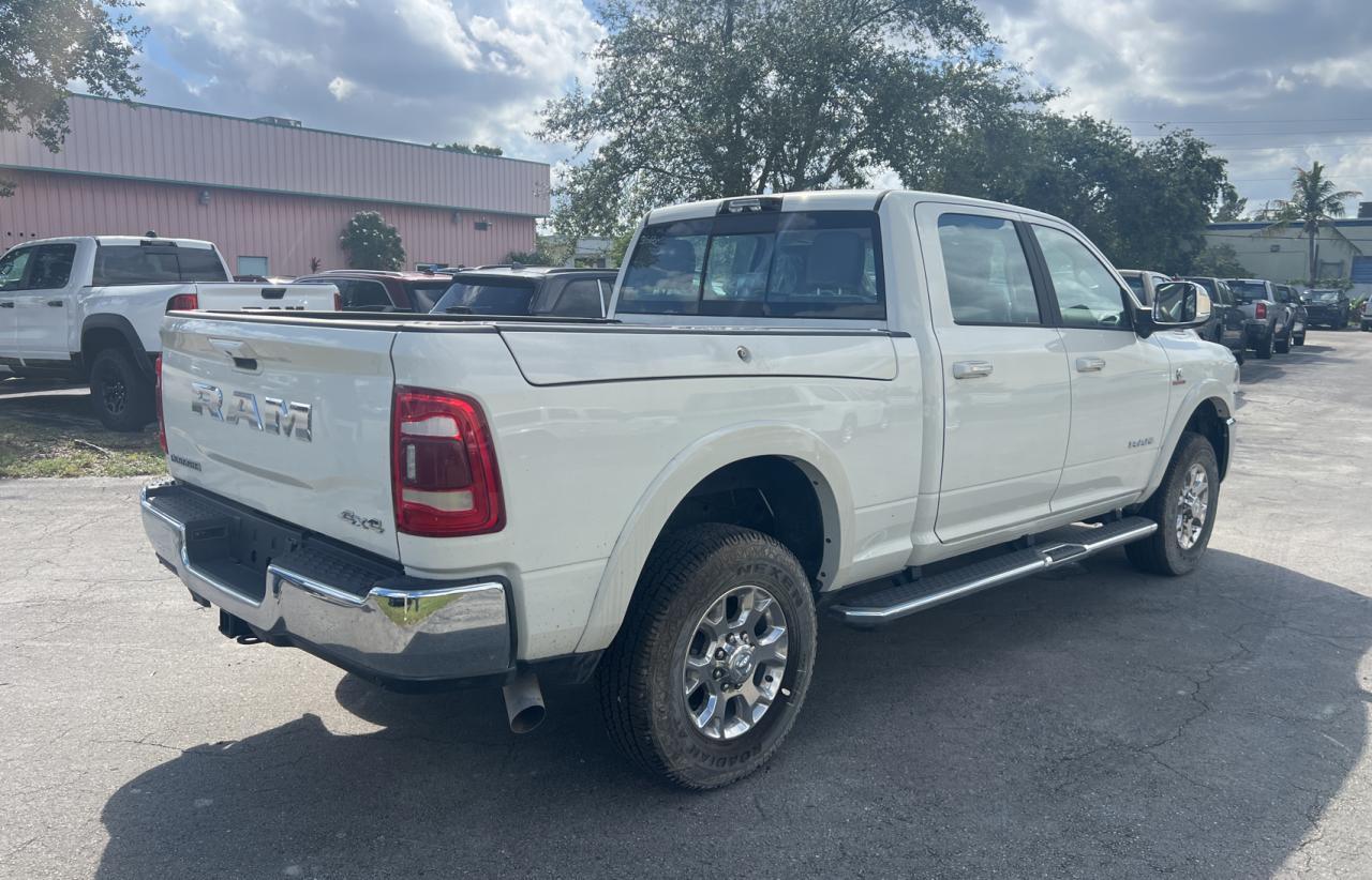 2022 RAM 3500, Laramie