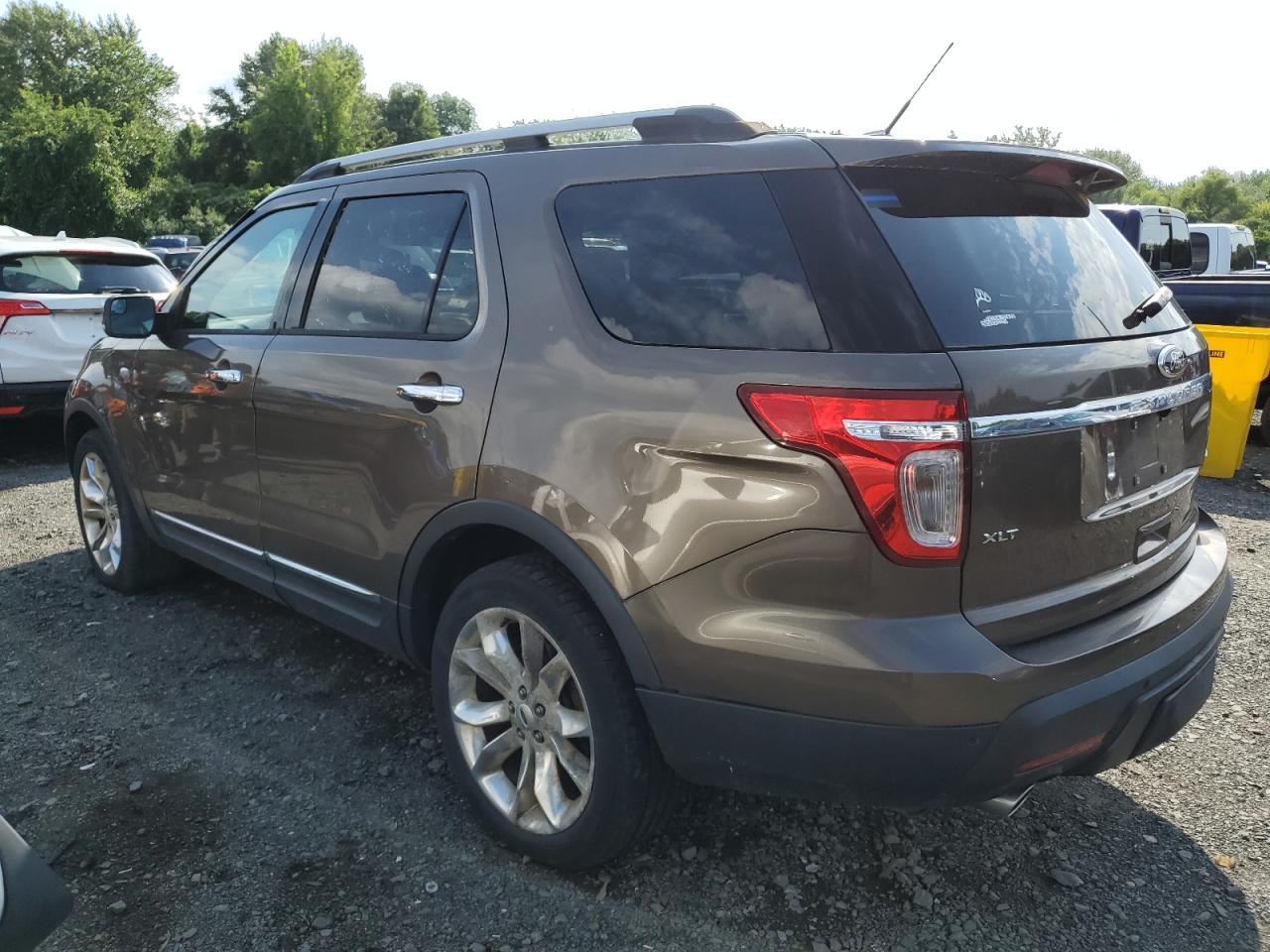 2015 Ford Explorer, Xlt