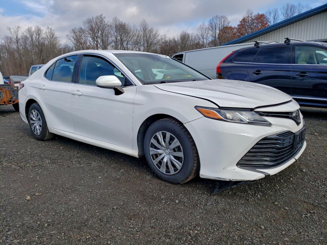 2018 Toyota Camry, L