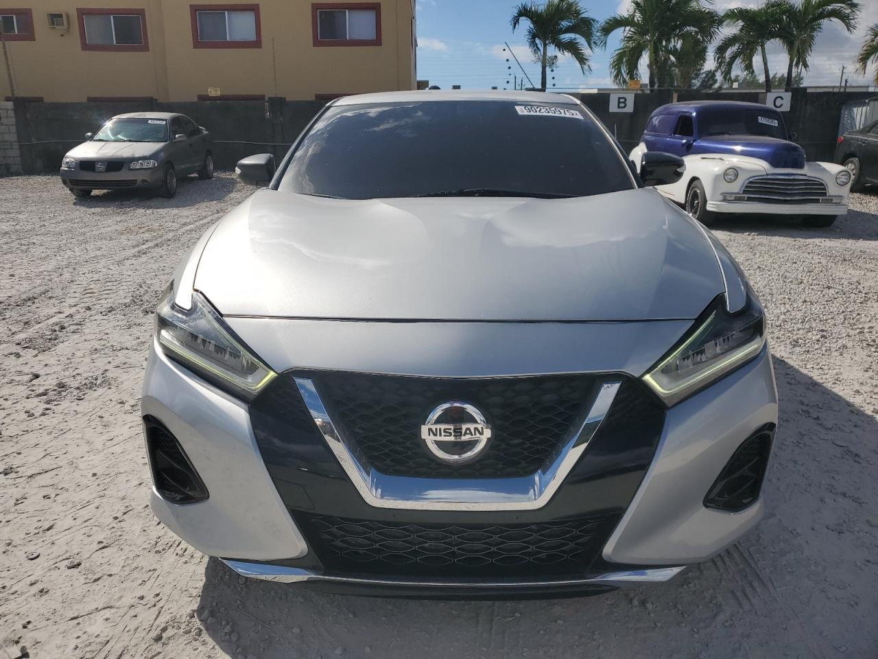 2019 Nissan Maxima, S