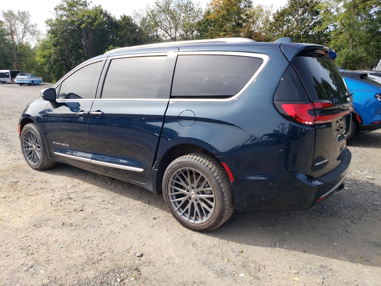 2022 Chrysler Pacifica, Pinnacle