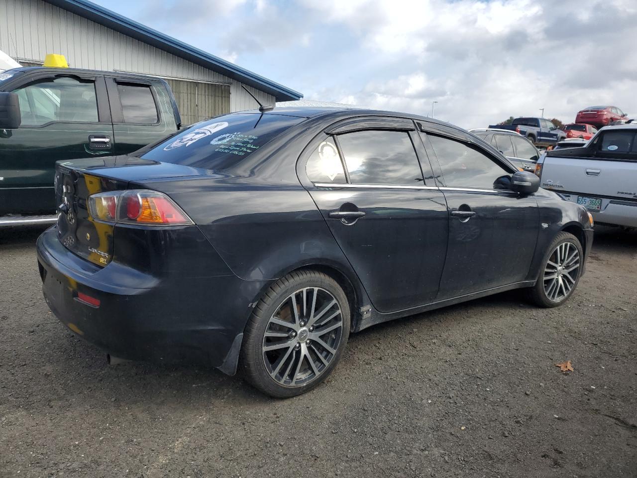 2017 Mitsubishi Lancer, ES