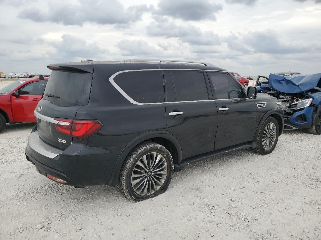 2018 Infiniti QX80, Base