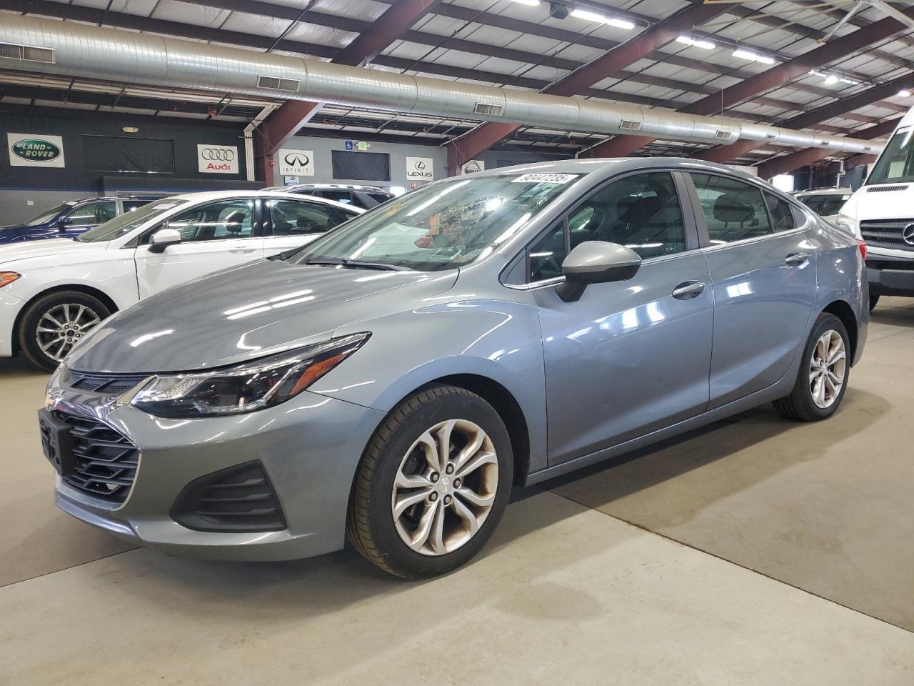 2019 Chevrolet Cruze, LT