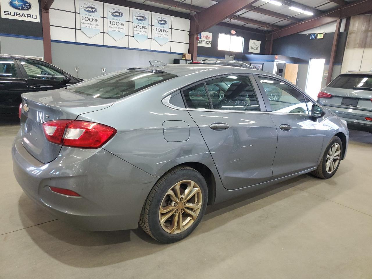 2019 Chevrolet Cruze, LT