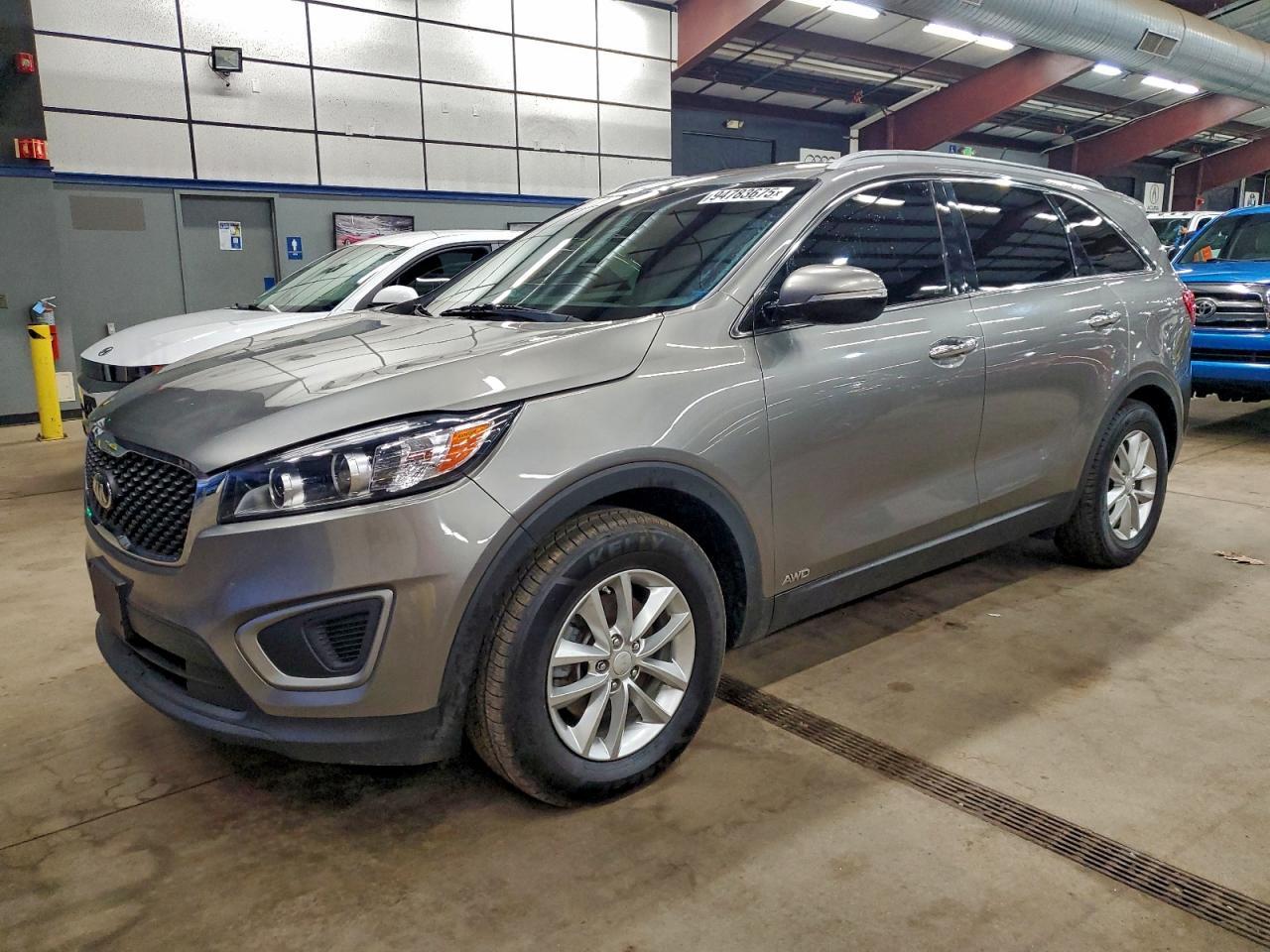 2016 KIA Sorento, LX