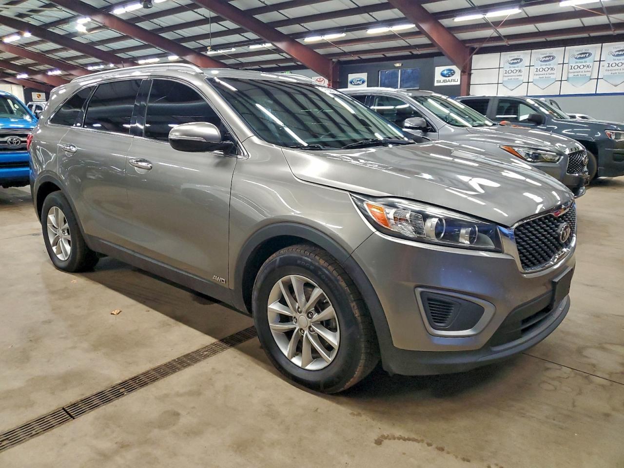 2016 KIA Sorento, LX