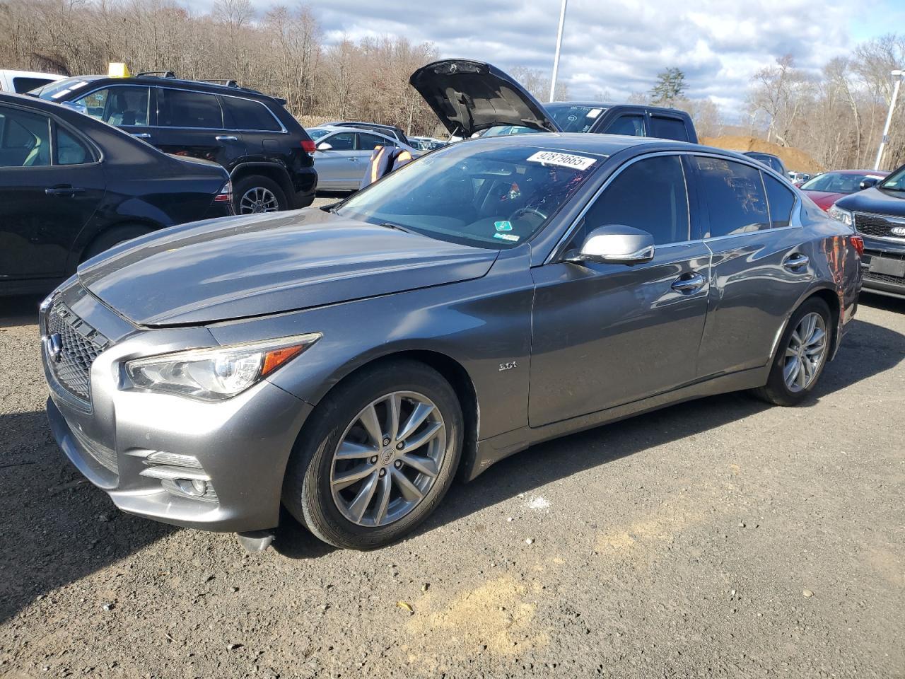 2016 Infiniti Q50, Premium