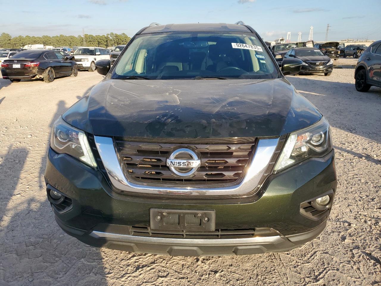 2018 Nissan Pathfinder, S