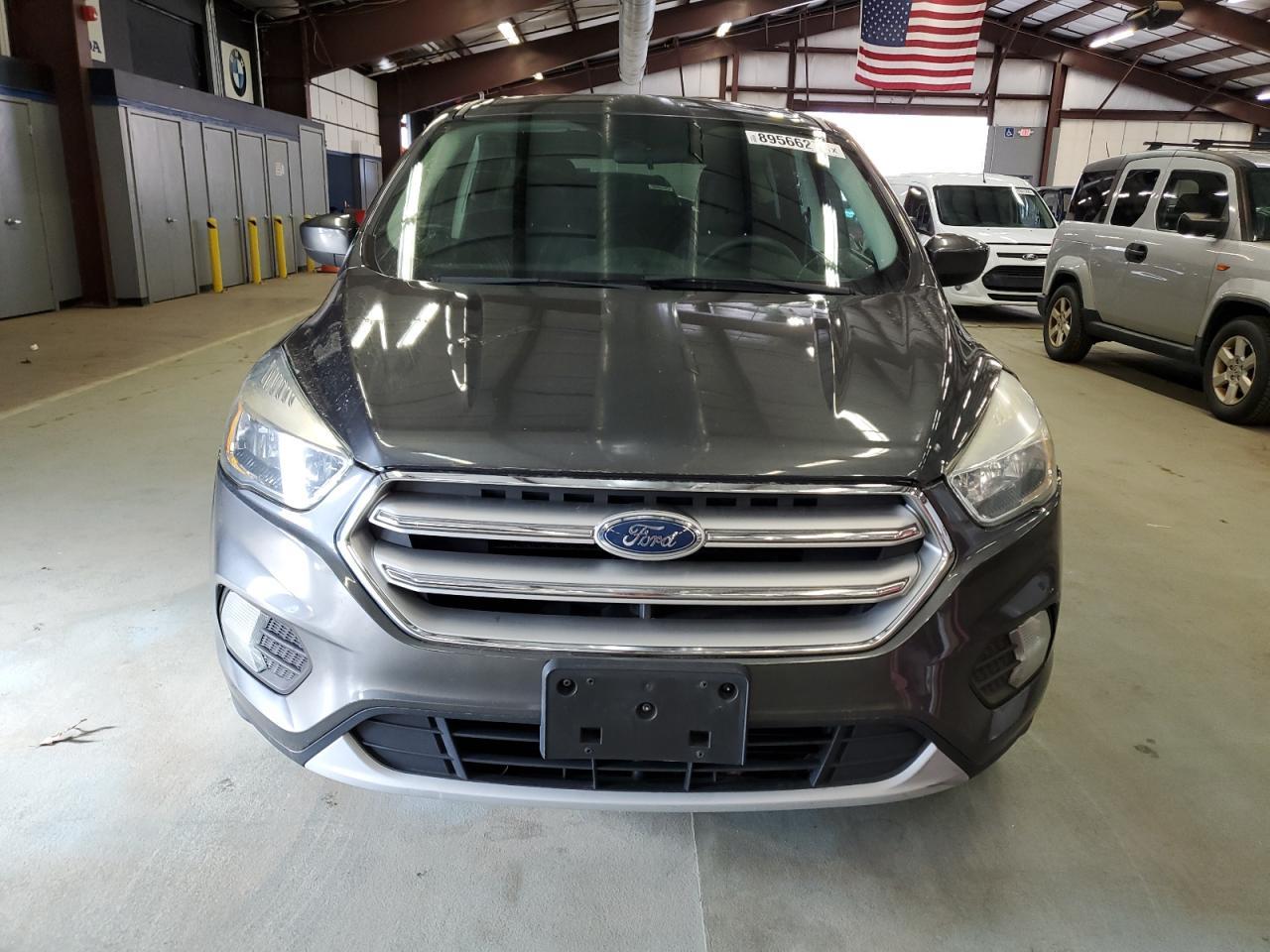 2017 Ford Escape, SE