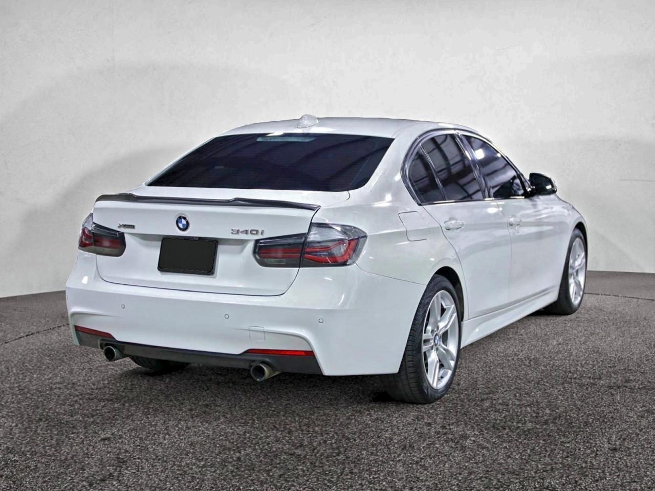 2017 BMW 3 Series, 340 XI