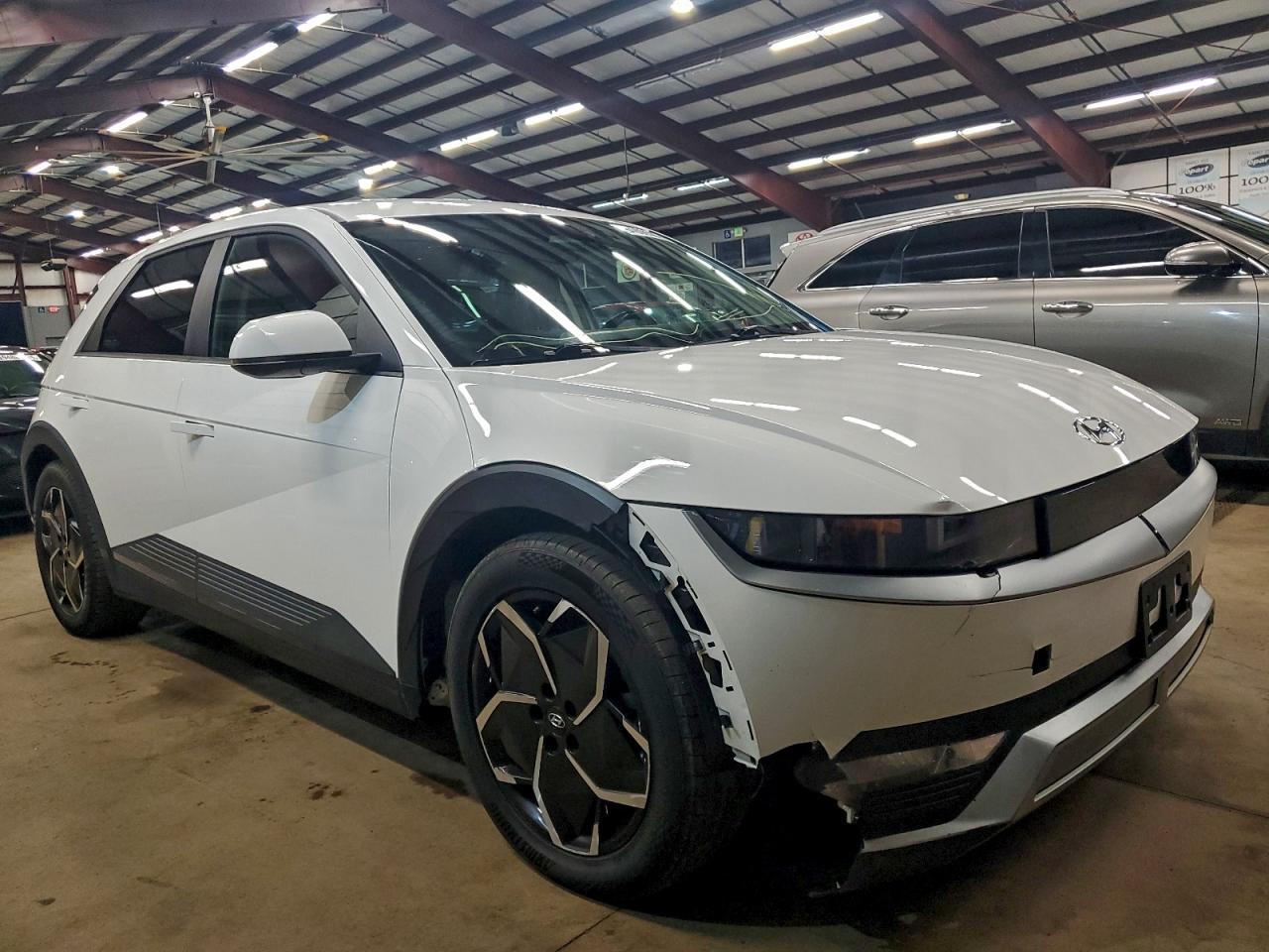 2022 Hyundai Ioniq, SE