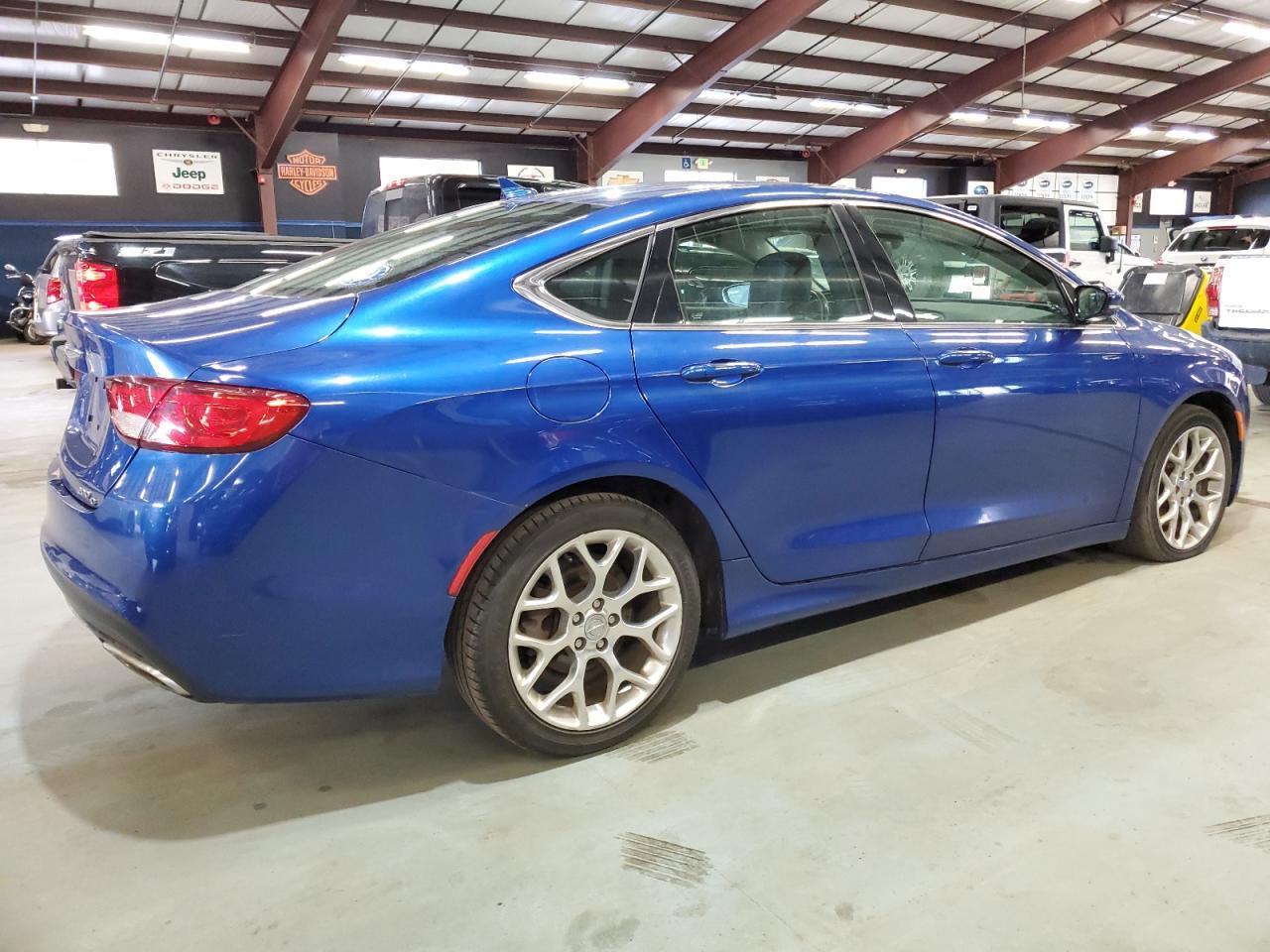 2015 Chrysler 200, C