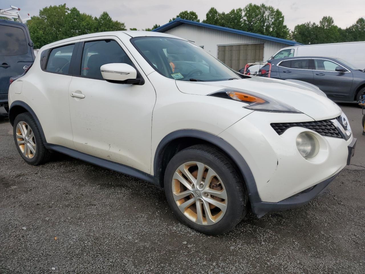 2015 Nissan Juke, S