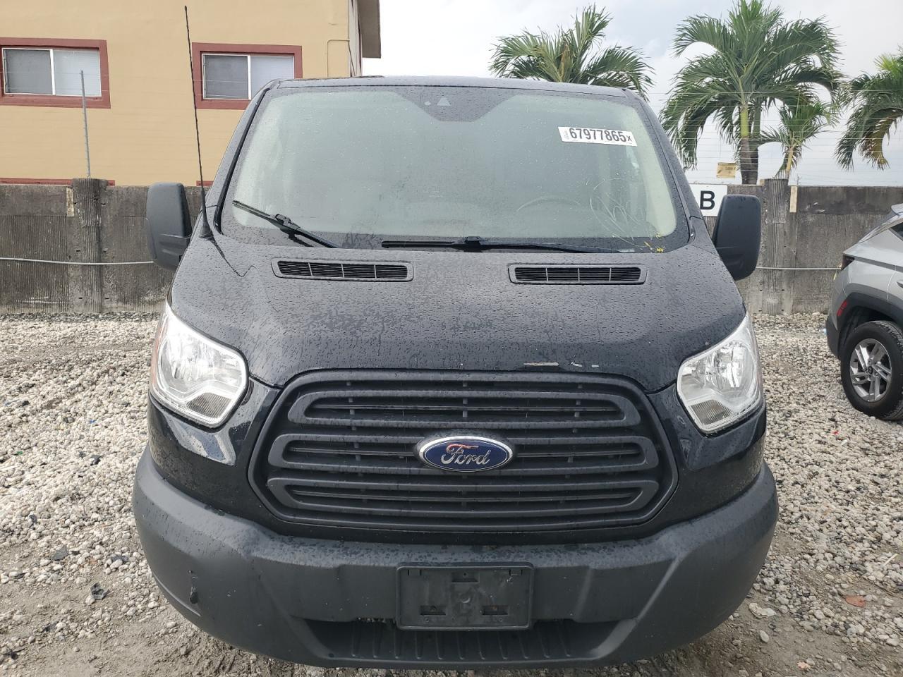 2018 Ford Transit, T-150