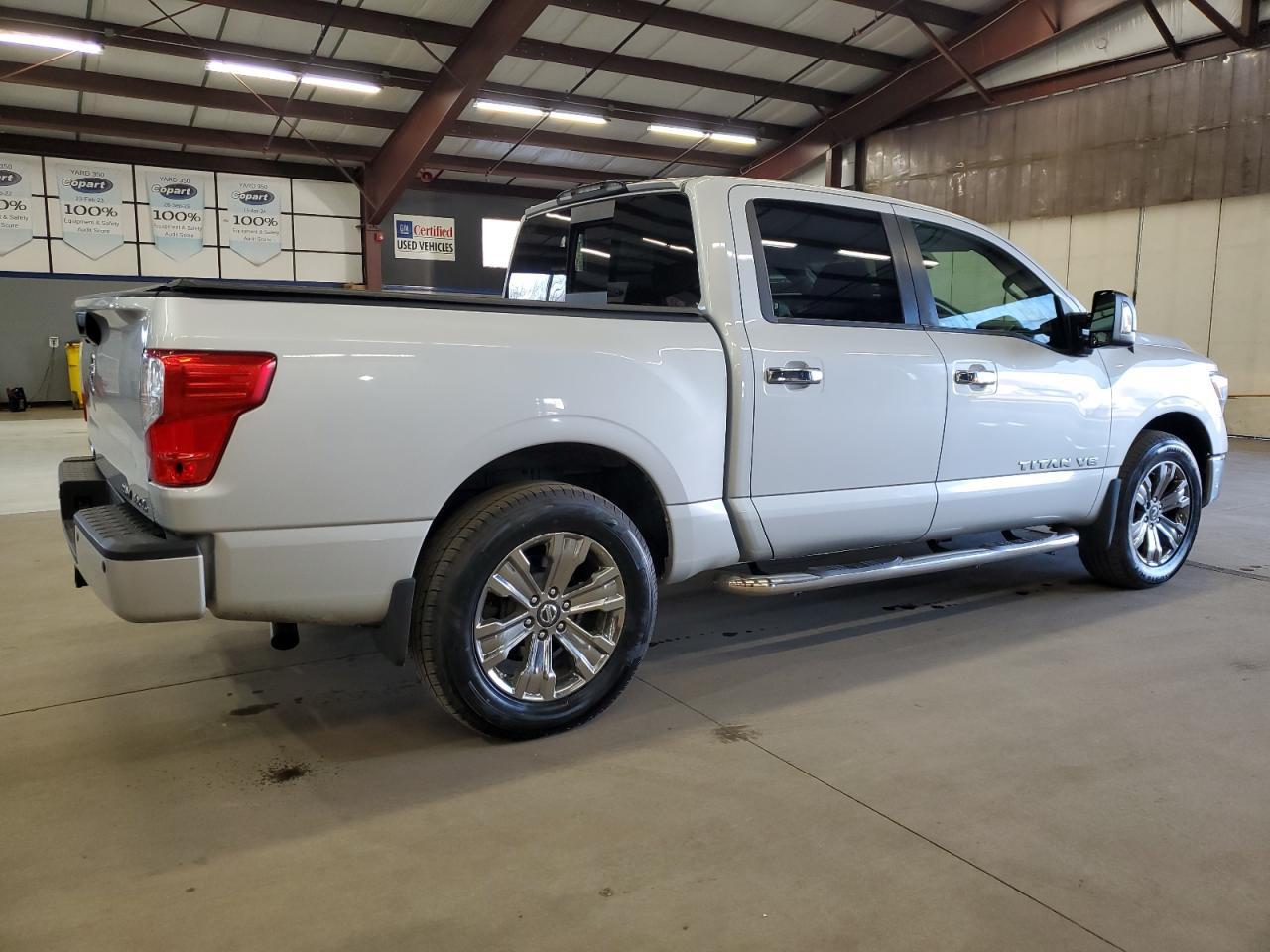 2018 Nissan Titan, SV