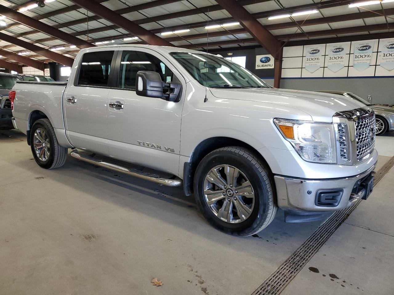 2018 Nissan Titan, SV