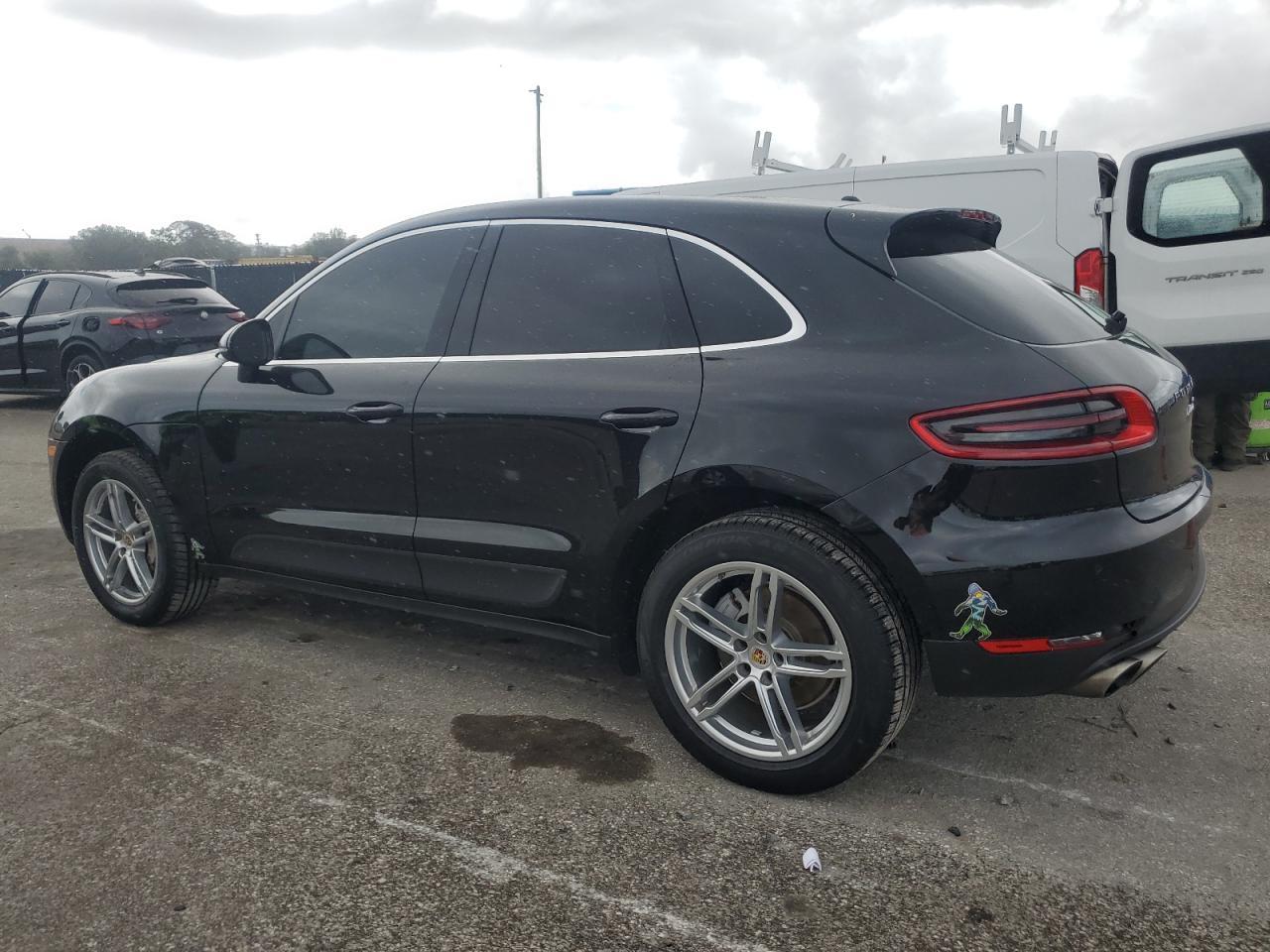 2015 Porsche Macan, S