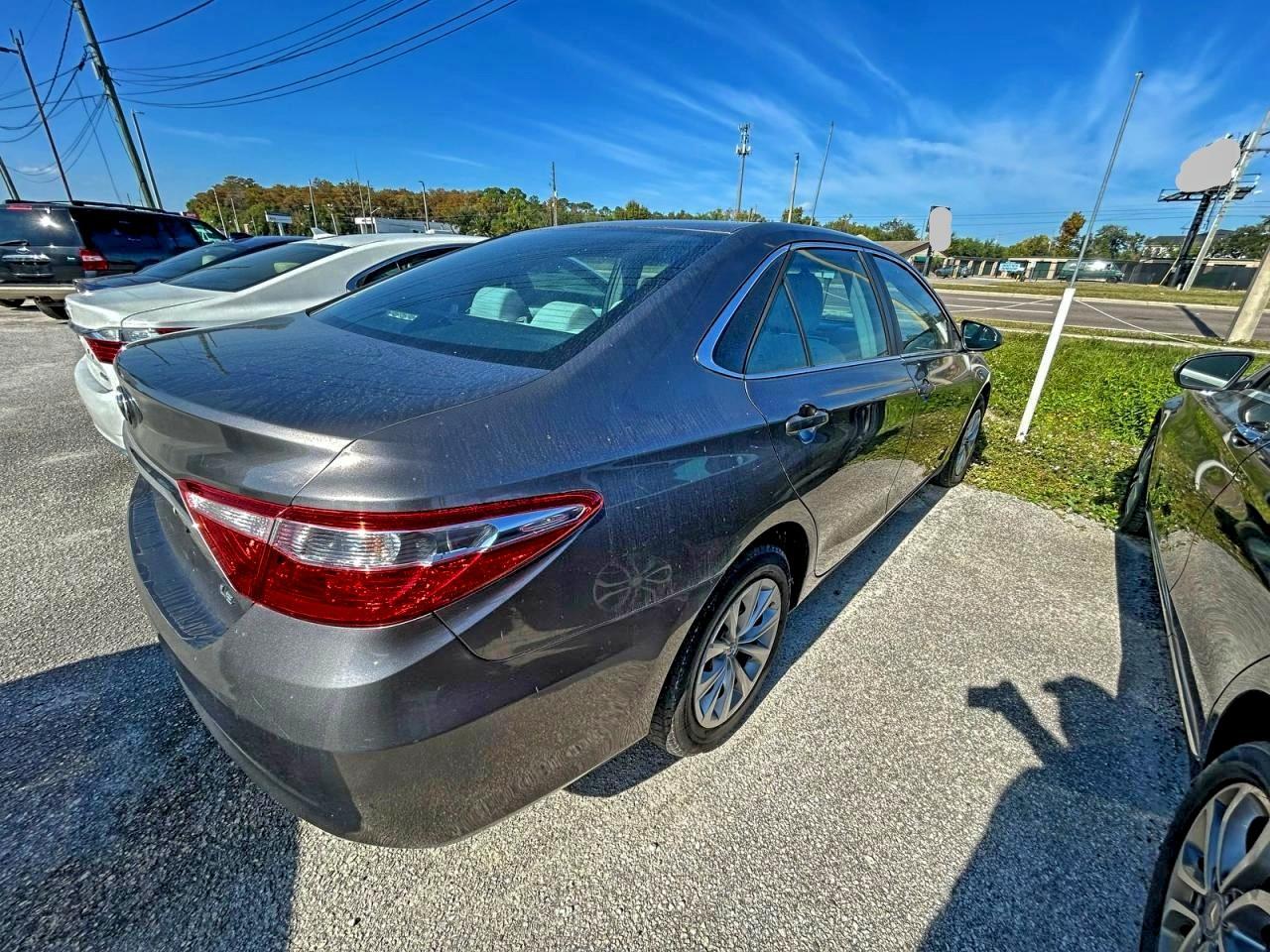 2015 Toyota Camry, LE
