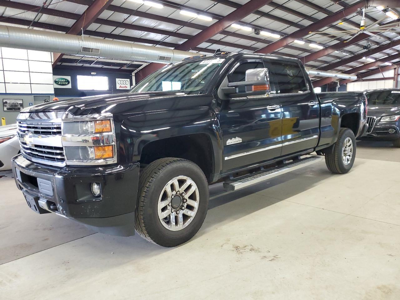 2015 Chevrolet Silverado, K35...