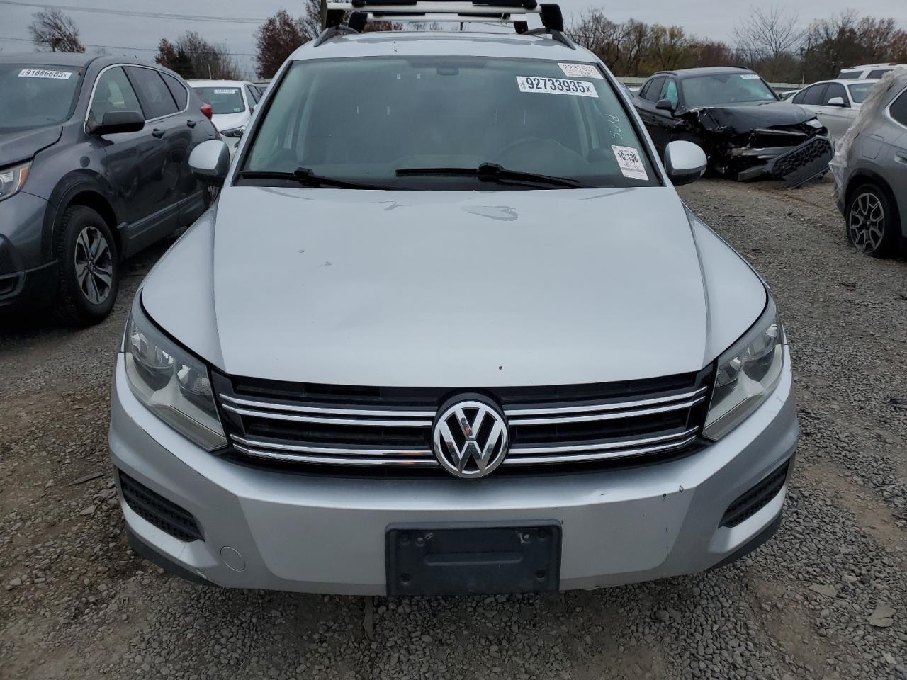 2017 Volkswagen Tiguan, S
