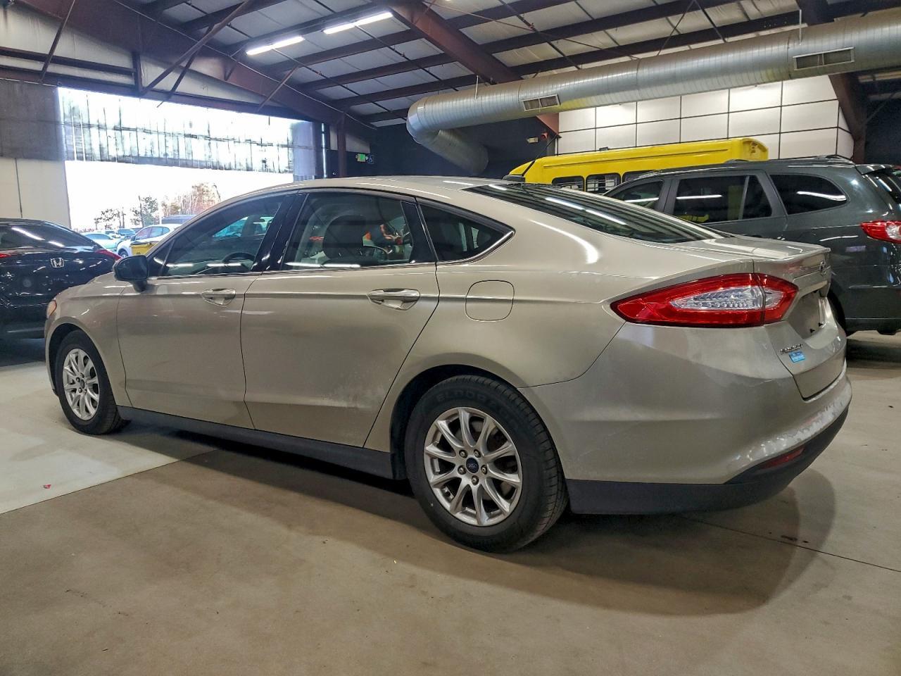 2015 Ford Fusion, S