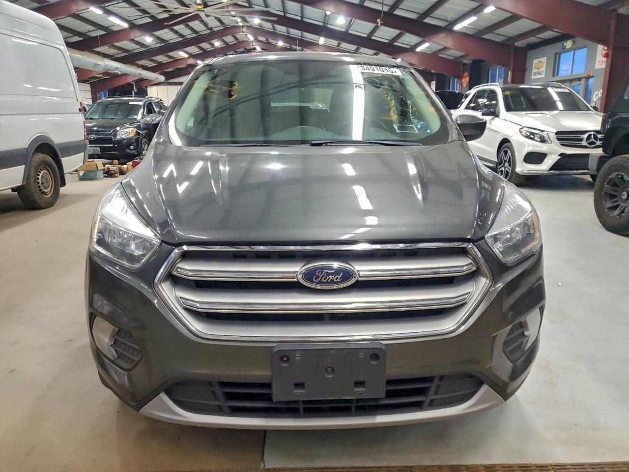 2017 Ford Escape, SE