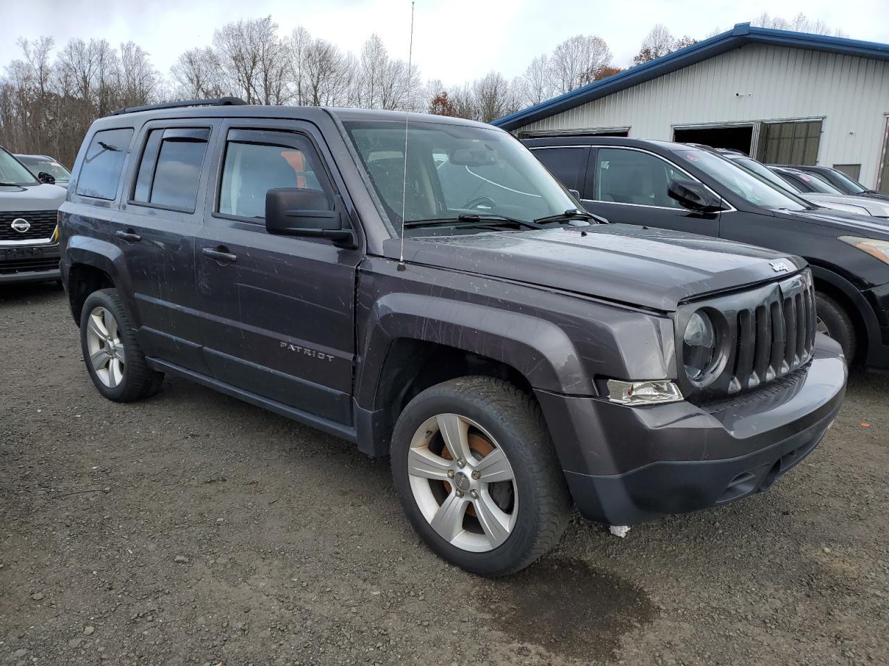 2015 Jeep Patriot, Latitude